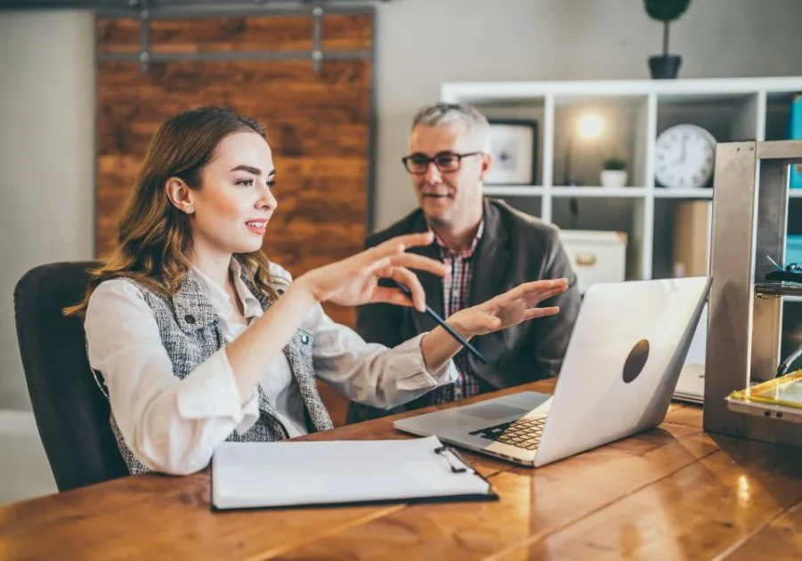 Coaching conversation between mentor and client